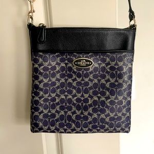 Small Coach crossbody